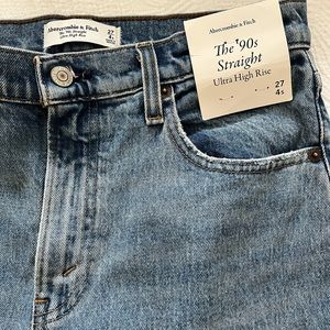 Ultra High Rise Size 27 Short Jeans